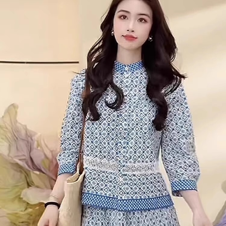 【Ancient Style Celadon】Tea-Inspired Small Stand-Up Collar Button-Up Lace Patchwork Printed Shirt, 2026 Summer New Style