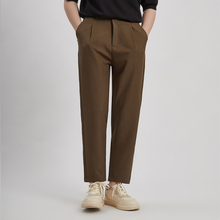 Nine point suit pants for men in spring and summer, thin and loose, with a straight leg and a drooping feel. Korean version of men's non ironing casual pants, ruffled and handsome