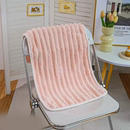 珊瑚绒速干吸水洗澡毛巾