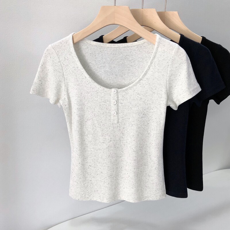 Three-Button Round Neck Short-Sleeve T-Shirt for Women, Slim Fit, 2026 Summer New Style, Tight-Fitting Ribbed Knit Short Henry Top