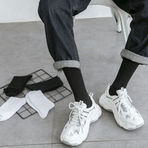  Spring and autumn and summer socks mens stockings black long tube high top trend Japanese sweat-absorbing deodorant white socks womens middle tube