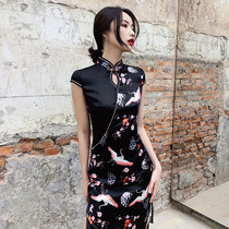 Black cheongsam female young girl modified Chinese style sexy dress female retro national tide short autumn