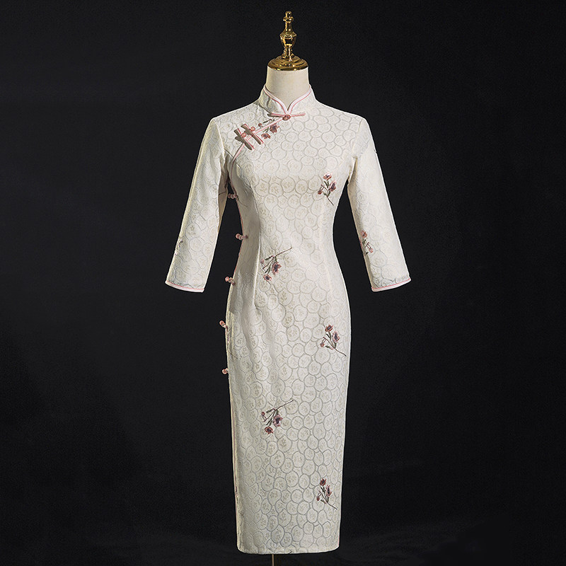 Long sleeve vegan jaw-burqa woman 2022 new improved retro temperament Republic of the country dress up to slim and long version