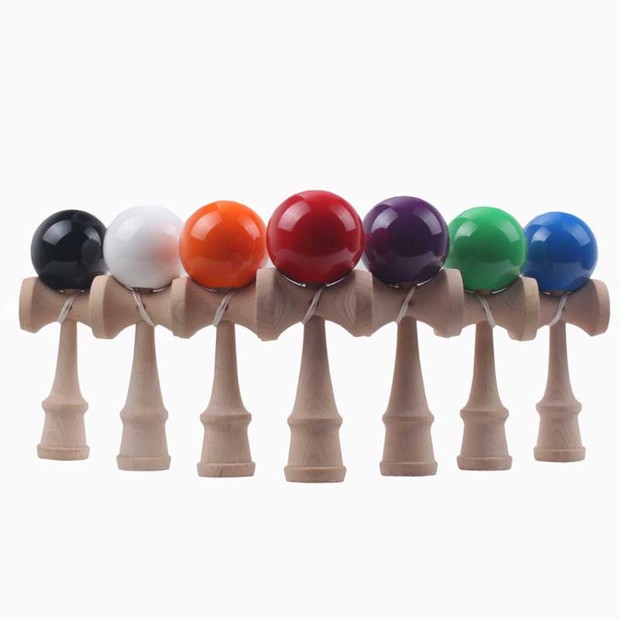 PU paint 18cm beech wood sword ball sword jade technique ball student match sports ball toy 3-4-5-6-7 years old