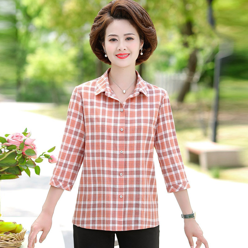 Middle-Aged and Elderly Women's Summer Clothing, Pure Cotton Three-Quarter Sleeve Shirt, Middle-Aged Mother's Plaid Loose and Stylish Spring and Autumn Mid-Sleeve Top Middle-Aged and Elderly Women's Summer Clothing, Pure Cotton Three-Quarter Sleeve Shirt, Middle-Aged Mother's Plaid Loose and Stylish Spring and Autumn Mid-Sleeve Top