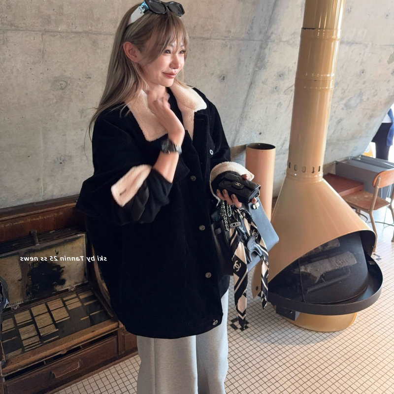 Red Rabbit Scottish Sheep Lamb Wool Lapel Vintage Loose Corduroy Cotton Jacket for Women Autumn and Winter