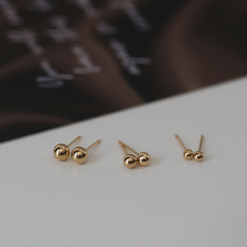 Jindoudou Imported from the United States, 14K Gold-Plated, Long-Lasting, Non-Fading, Mini Stackable Earrings for Ear Piercing, Cochlear Studs