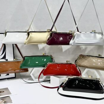 2026 new patent leather crocodile pattern baguette armpit bag