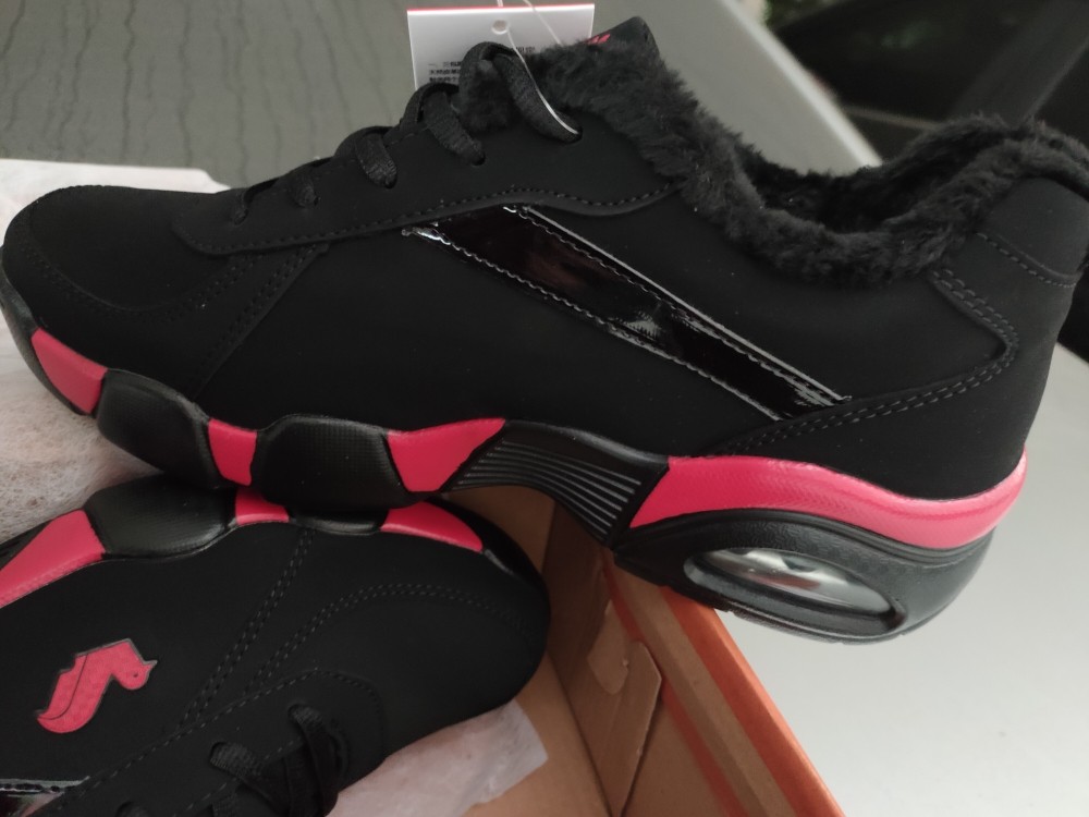 富贵鸟男鞋运动鞋免费试用有用吗？使用效果显示_搜券