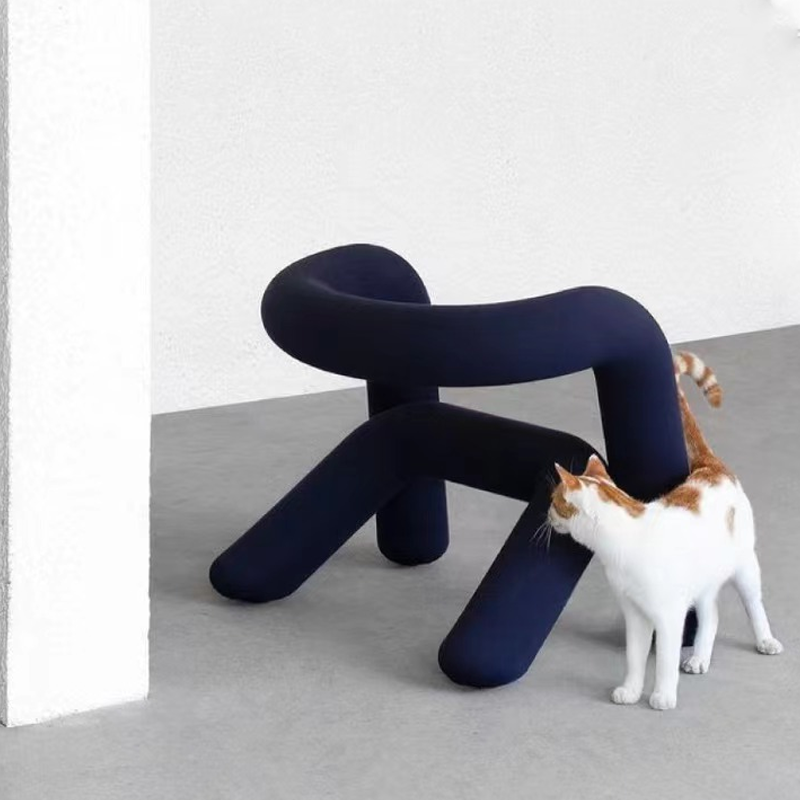 Designer Alien Splicing Single Leisure Chair Catalyst Room Nordic Artistic Creative Minimal Metal Bending Chair