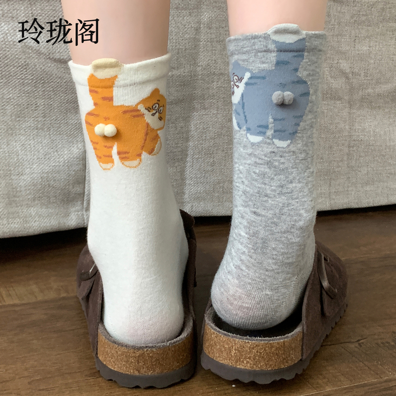 Cat-Themed Socks for Women, 2025 New Style, Pure Cotton, Quirky and Cute Cartoon Mid-Calf Socks for Autumn and Winter, Trendy Style