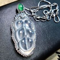 Limited time to 1 yuan auction s925 silver inlaid ice seed white jade medullary leaves pendant agate lock bone necklace woman