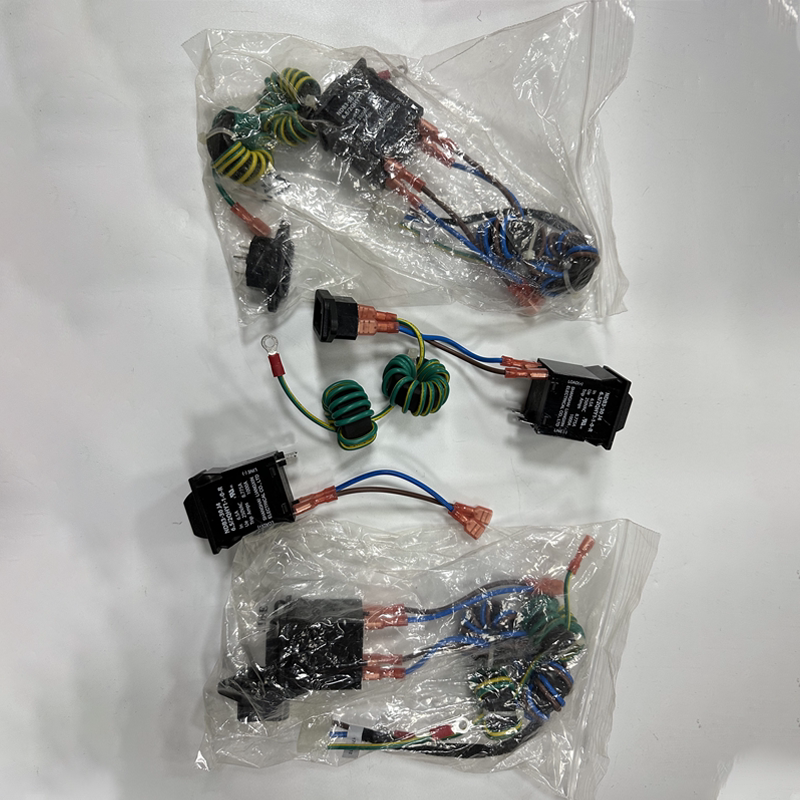 Nader良信NDB3-30 J4 直流断路器开关（带磁环和品字插座） 询价