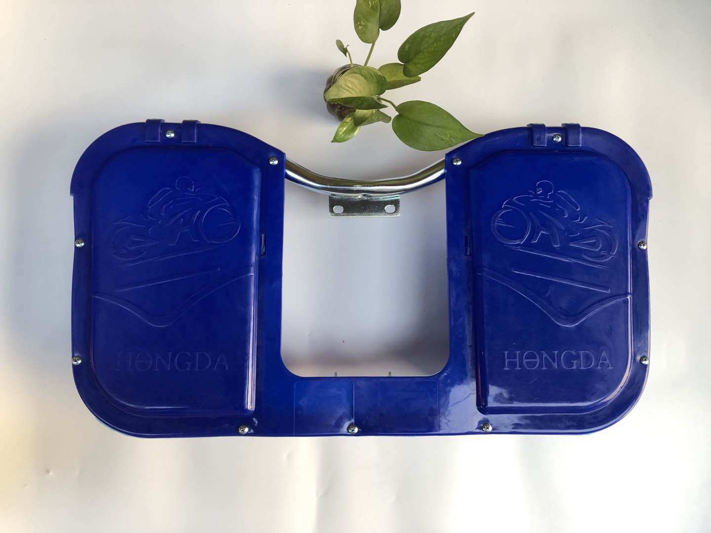 Motorcycle bumper front bumper 125 men's general frigate with windshield box with lid knight 150