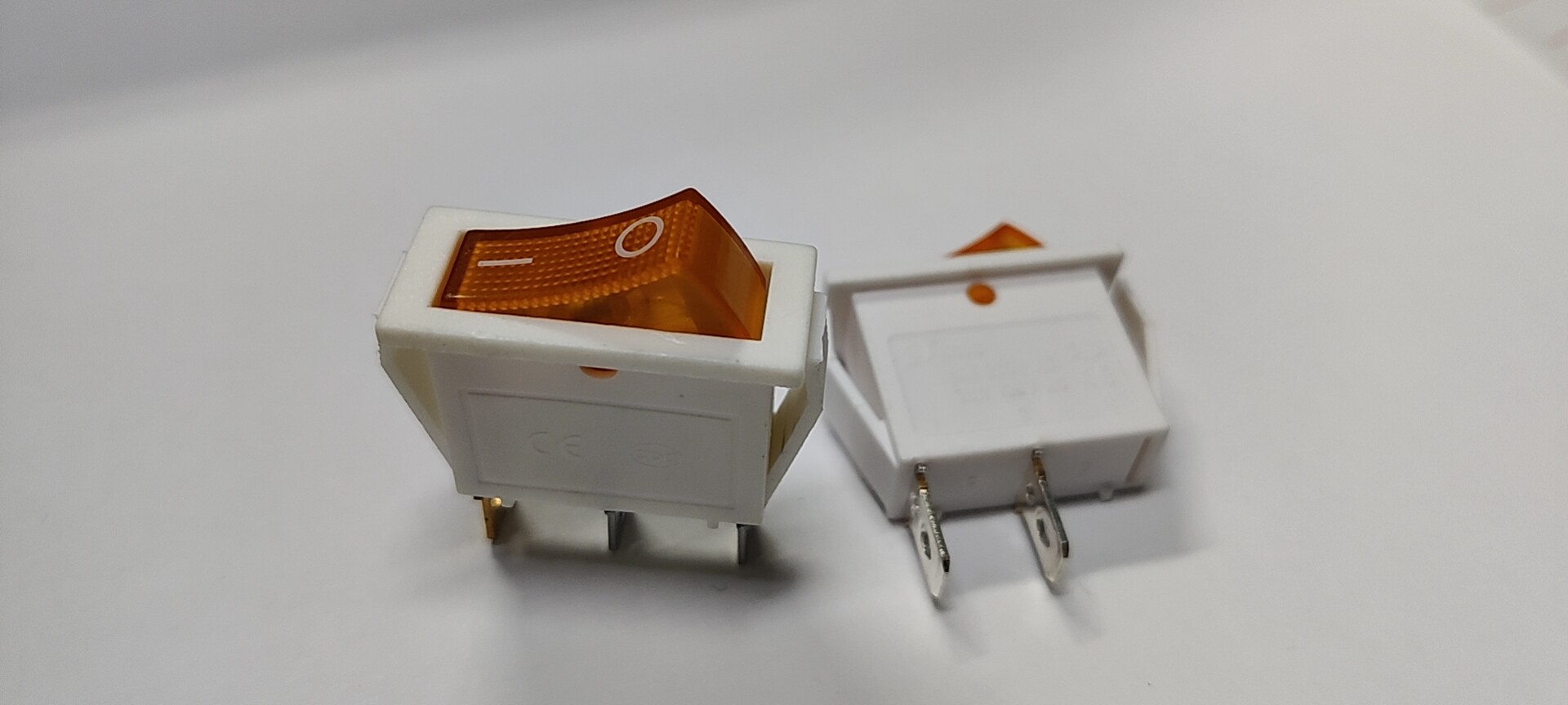 Rocker switch KCD3 yellow with light 220V3 foot 2 feet