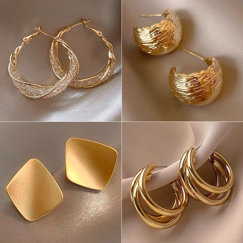 Retro Hong Kong Style Gold Earrings for Women, New Popular Internet Celebrity Style, High-End, Exquisite, Fashionable and Versatile Earrings