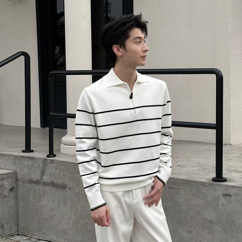 Light Luxury High-End Half-Zip Black and White Striped Knit Polo Shirt for Men, Autumn Top, Trendy Casual Color-Block Sweater