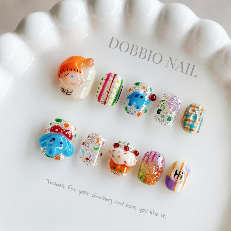 Dobbio【Stupid Elephant】Childlike and Cute Dopamine Elephant Star Man Handmade Wearable Nail Art Nail Tips