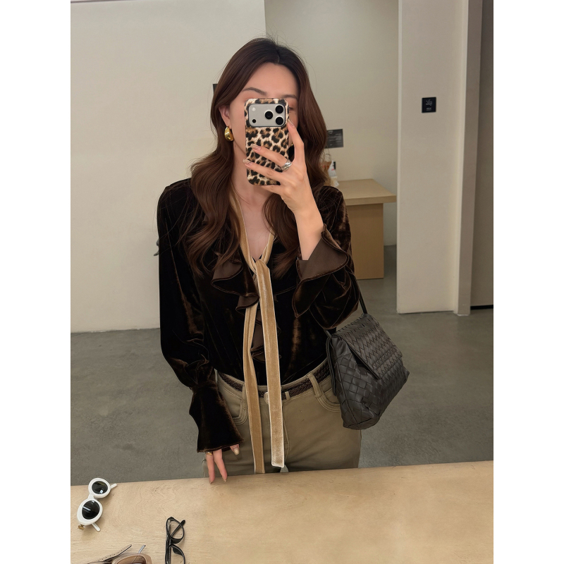Saved Soir French Lace-Up Velvet Shirt for Women 2026 Autum Ruffled Long-Sleeved Shirt C8370