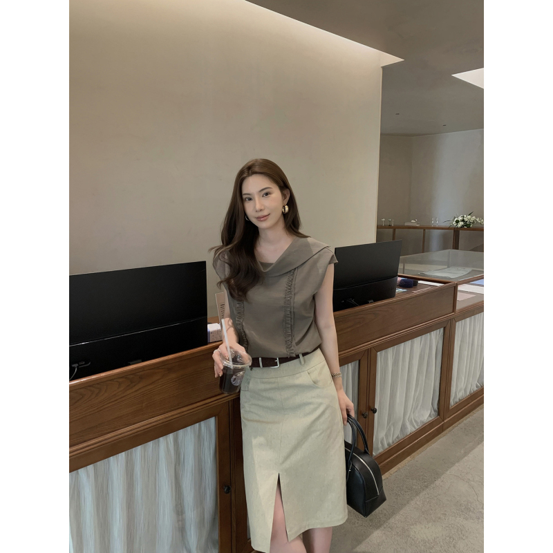 Slightly Sweet Sasa French-Style Ruffled Sleeveless Shirt for Women, New Summer Loose-Fitting Collared Top, Vest, Commuter Style
