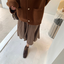 One-three-lids small sub-autumn winter hitchhiking good look ~ broken flowers half body dress 150 conspiculy in A long dress in the shape of a long skirt