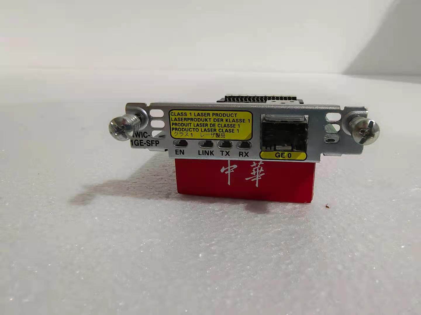 Used CIsco HWIC-1GE-SFP 1 port Gigabit SFP Outlet for 2821 2811 routers