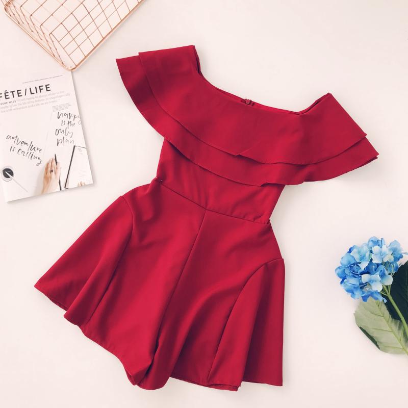 Phụ nữ khí chất váy váy xù lông từ cổ áo cao eo đã mỏng một từ jumpsuit quần short kỳ nghỉ jumpsuit quần short nữ đẹp