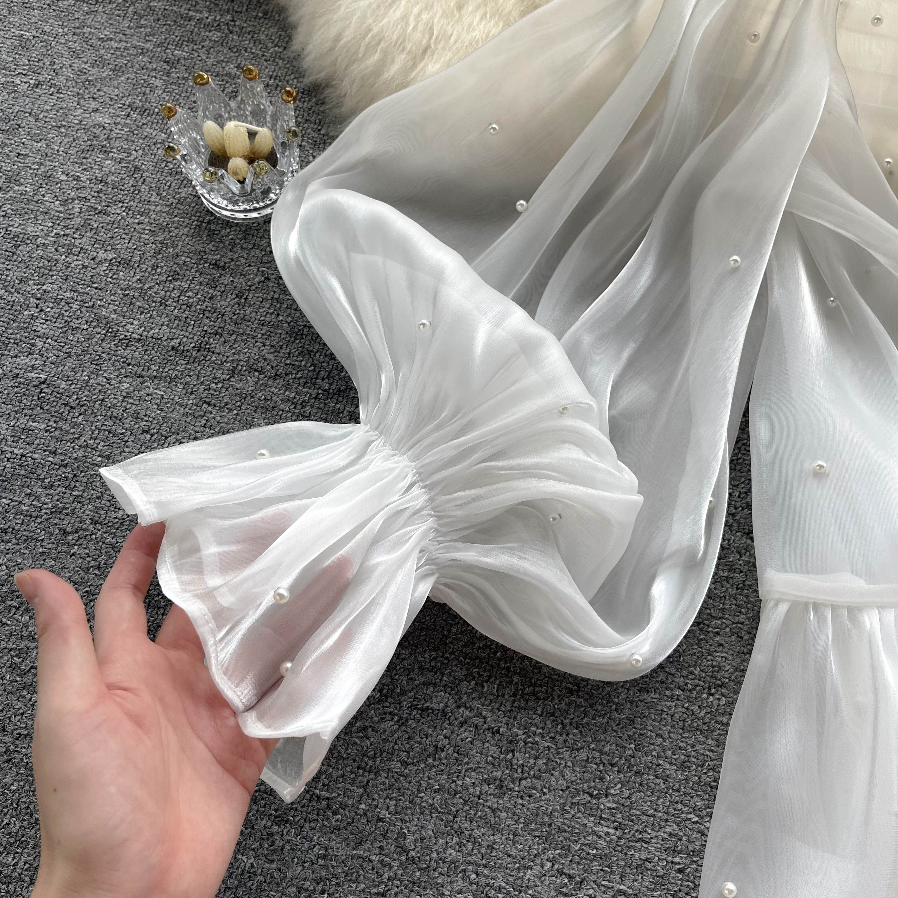 Блузка 高级感小众设计感钉珠蝴蝶结喇叭袖衬衫上衣秋季女装名媛气质衬衣