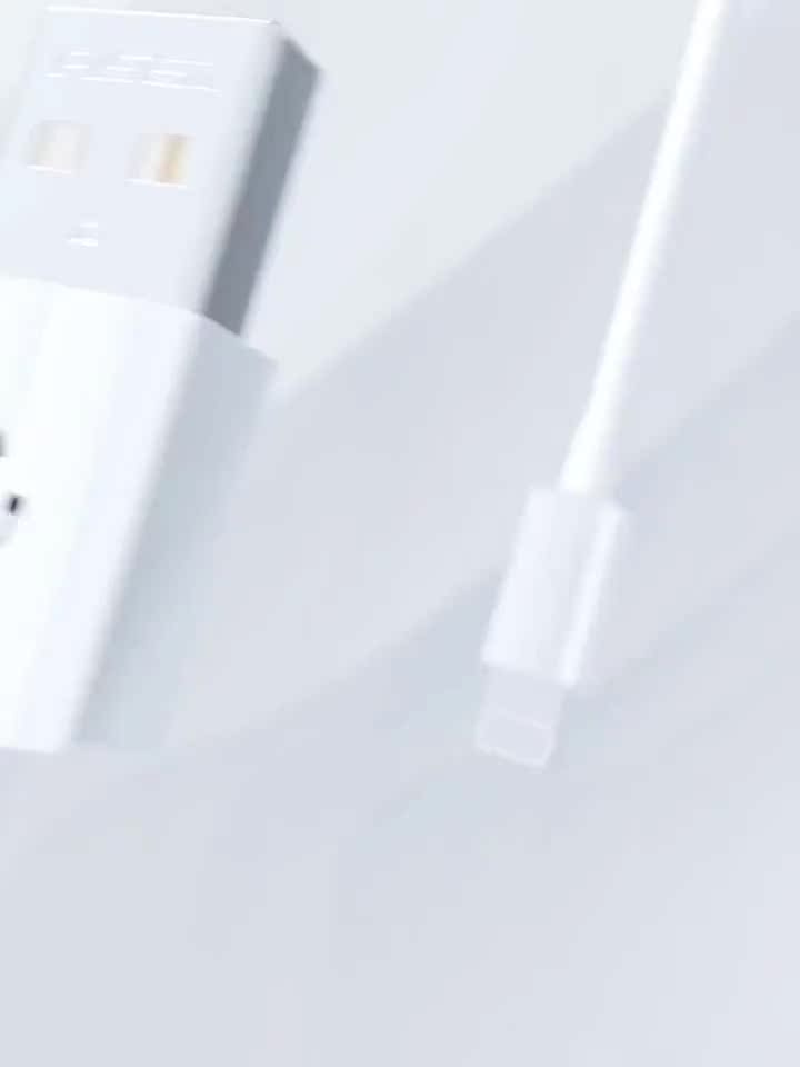 此线30块都不到。苹果所有部家桶充电+传记录、一根完成还不会炸？