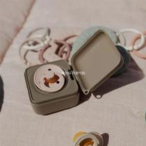 Spot Danish Bibs baby pacifier box portable out-and-out dust-proof storage box sanitary storage box