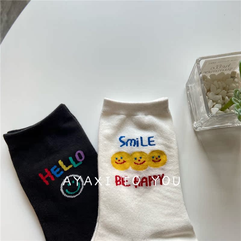 AYAXI SOUTH KOREA SPRING SUMMER NEW LADY COTTON SOCKS WHITE RAINBOW SMILEY FACE LETTER EXPRESSION MEDIUM SOCKS WOMAN-TAOBAO