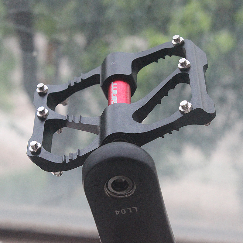 Giant Jiant Bicycle foot mountain road car pedal wrench aluminum alloy bearing Pelin stepped foot