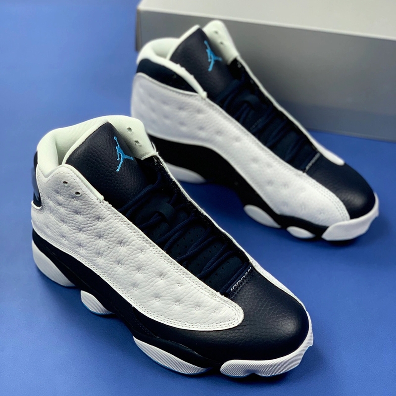 AJ13 黑曜石白蓝篮球鞋