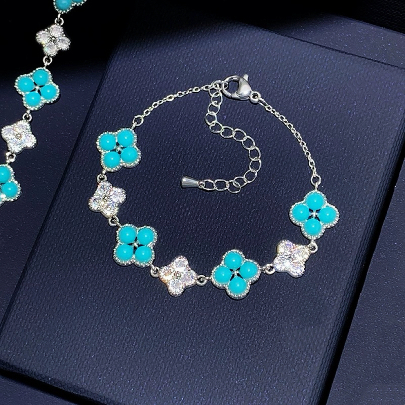 Turquoise Four-Leaf Clover Zircon Bracelet for Women, Niche High-End Style, Bright Blue, Delicate Stacking Bracelet, Light Luxury
