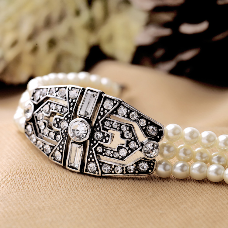Vòng tay nữ cá tính Châu Âu và Hoa Kỳ nhà máy trang sức thời trang trực tiếp retro đốt bạc rỗng kim cương ba lớp ngọc trai vòng tay nữ đẹp