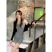 Knitted slim fit sunscreen Korean version vintage retro v collar short design sense small crowdlength sleeves cloak jacket womens spring dress