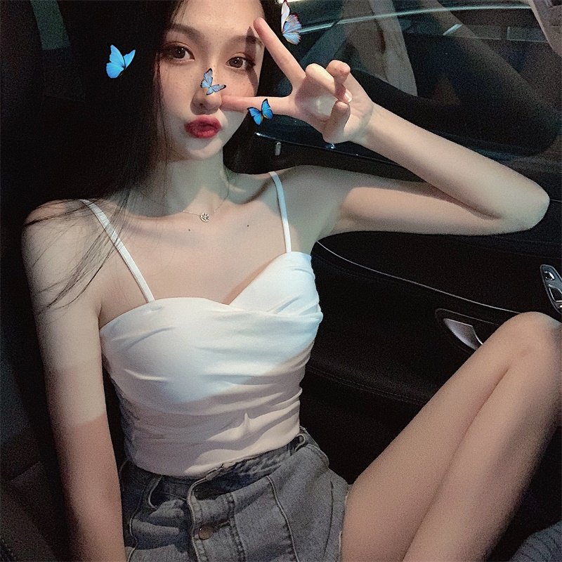 Sexy hitchhiking little harnesses 2022 Summer outside wearing design sensation Little crowdsourced shorts-style hit bottom blouses women