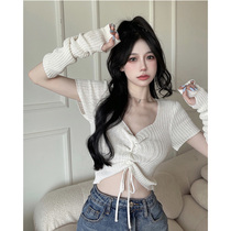 2022 new short section Body Ice Silk Without Marks SLEEVES SLEEVES SHORT SLEEVE BLOUSES WOMAN SPRING CLOTHING REVEAL NAVEL V COLLAR HOT GIRL T-SHIRT