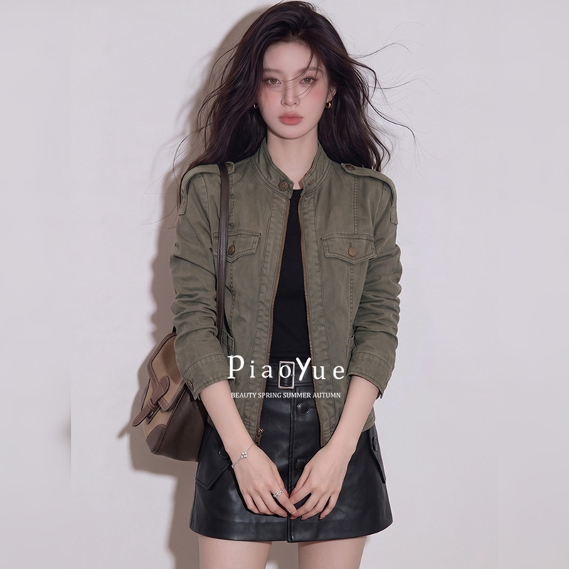Cool and Stylish Mature Woman Style Outfit, Retro Green Workwear Jacket, Zip-Up Coat for Women, New Fashionable and Trendy Top for Autumn