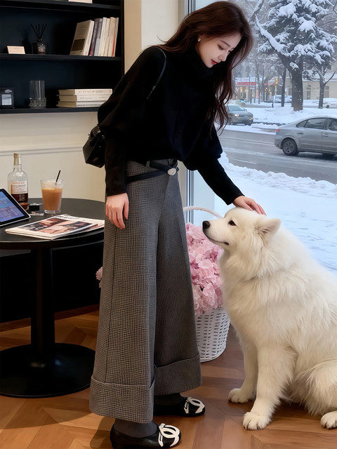 Houndstooth wide-leg casual pants for women in winter new large size pear-shaped body loose and slim curled nine-point straight pants