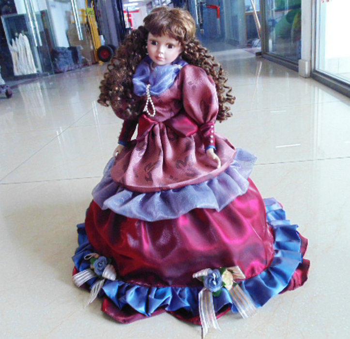 Toy Doll Coffee Video Bar Props 80s Fine Characters Atlantic American Porcelain Face Doll Hem