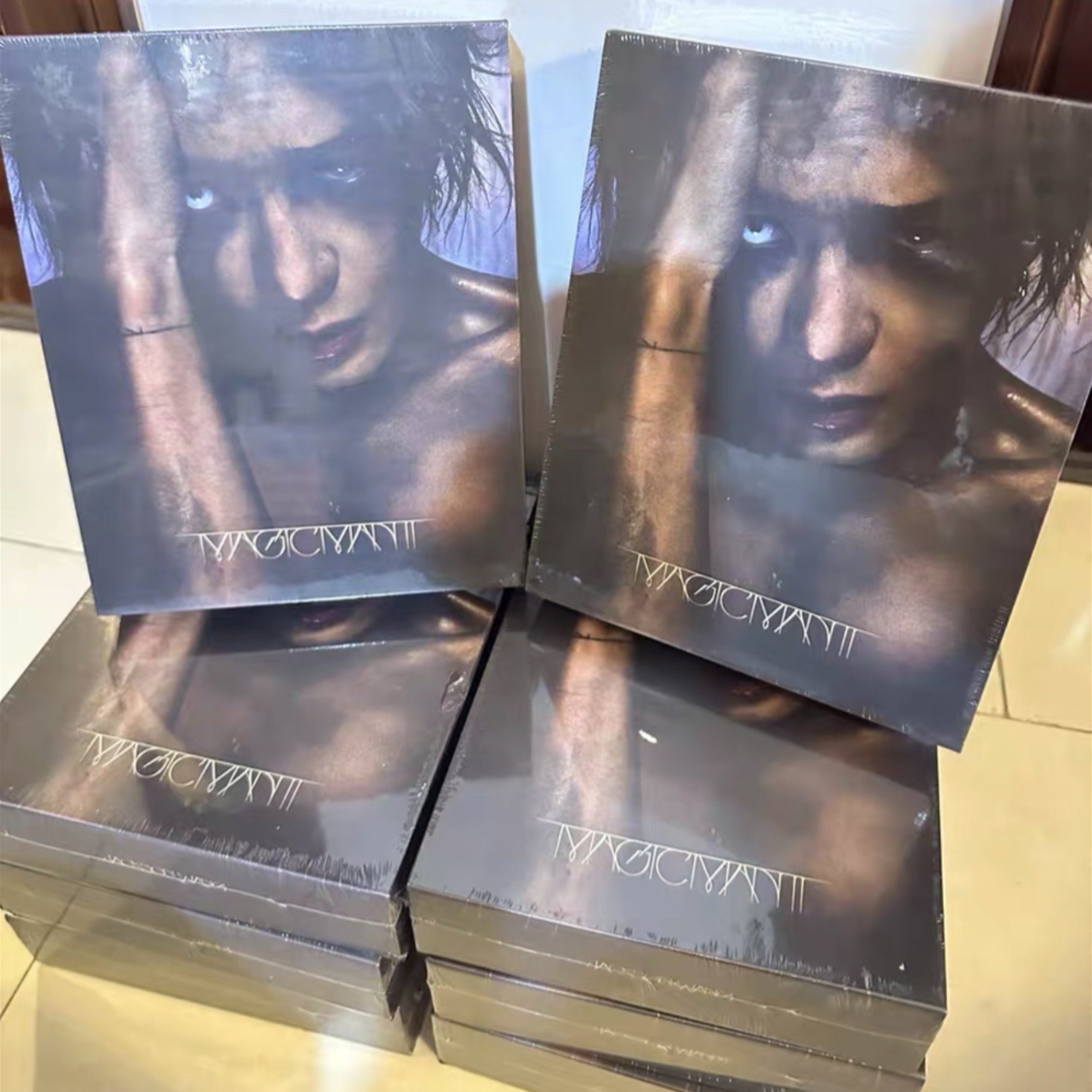 黄星 Eliot Huang 2025 第26个秋天 生日演唱会特典周边 🎁第26个秋天-黄星生日演唱会限量版周边特典套组现货发售！🔥-影视
