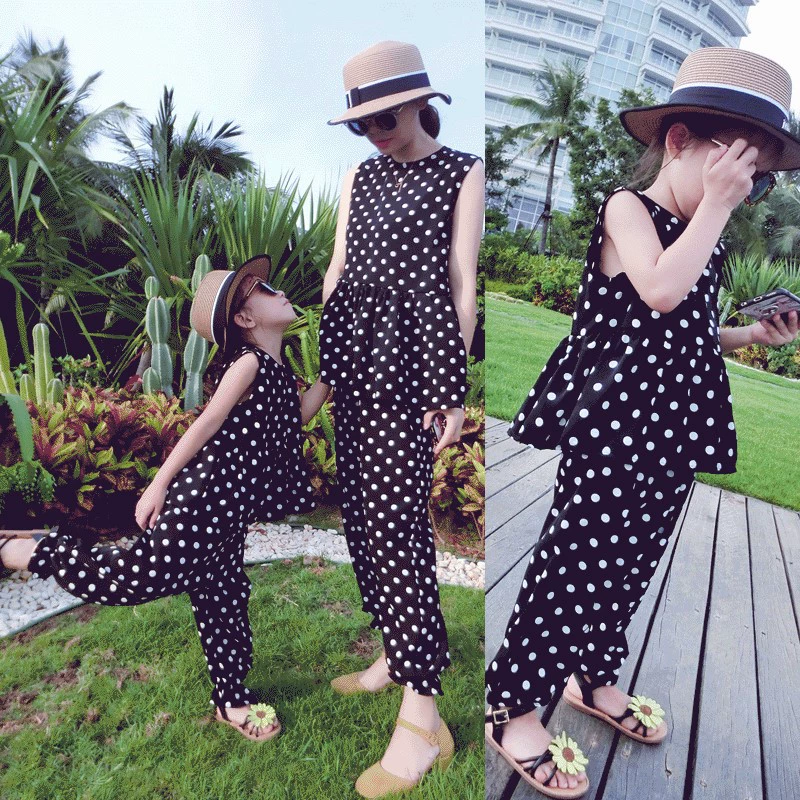 Mùa hè 2019 Cha mẹ-con Cô gái tùy chỉnh Polka Dot Không tay trên + Quần Harem Bộ hai mảnh Mẹ và Con gái Bộ đồ thường ngày - Trang phục dành cho cha mẹ và con