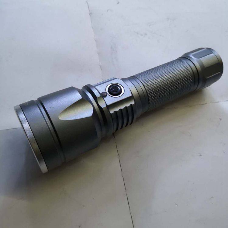 Kermaz T601 602 charged 26650 lithium electric light flashlight Outdoor Far-shot three-gear dimming zoom