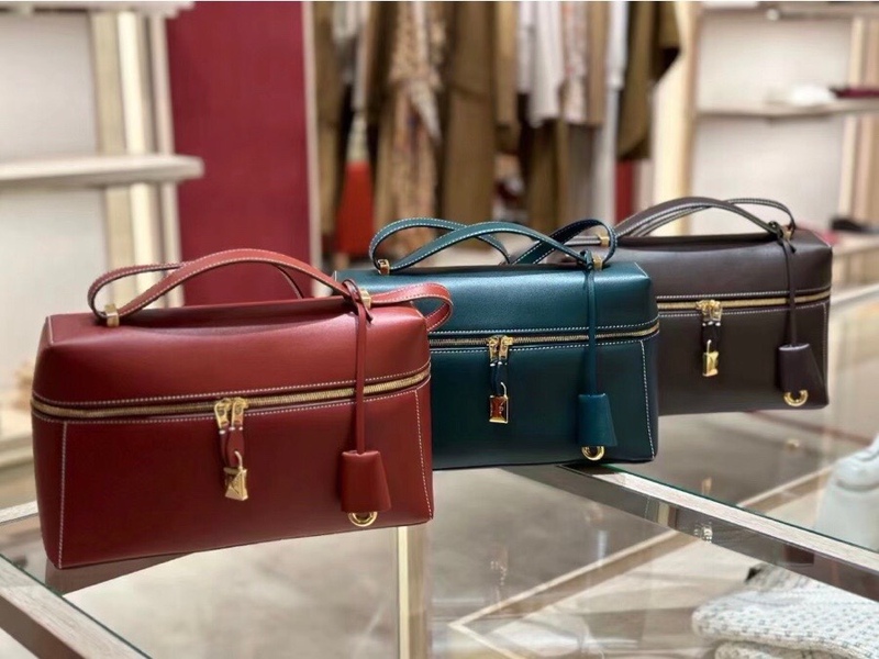 Fully Handcrafted Imported Calfskin Loro*Piana Italian Lp Women's Shoulder Bag Crocodile Handbag Fully Handcrafted Imported Calfskin Loro*Piana Italian Lp Women's Shoulder Bag Crocodile Handbag