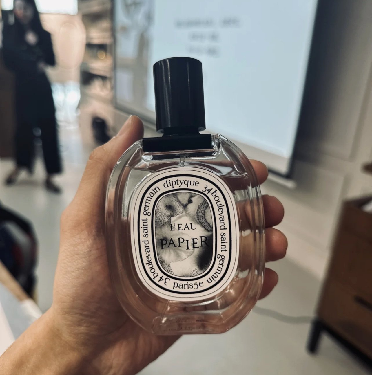 Diptyque蒂普提克新香“纸之水”PAPIER香水测评！闻过的人都说绝了..._香水_淘宝美妆网