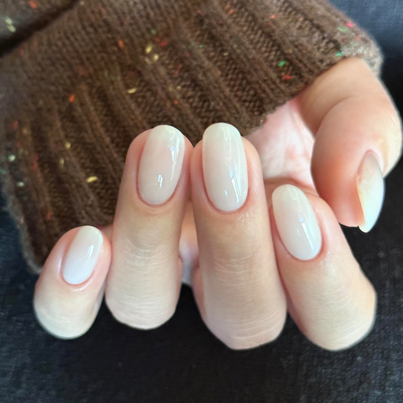 Milky White Wearable Nails, Short Style, Student Party, Short Oval Nail Patches, 2026 New Style, Handmade Nail Art Pieces, High-End Feel