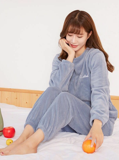 Coral velvet pajamas women's warm set thickened velvet pullover round neck winter large size flannel warm home clothing trendy