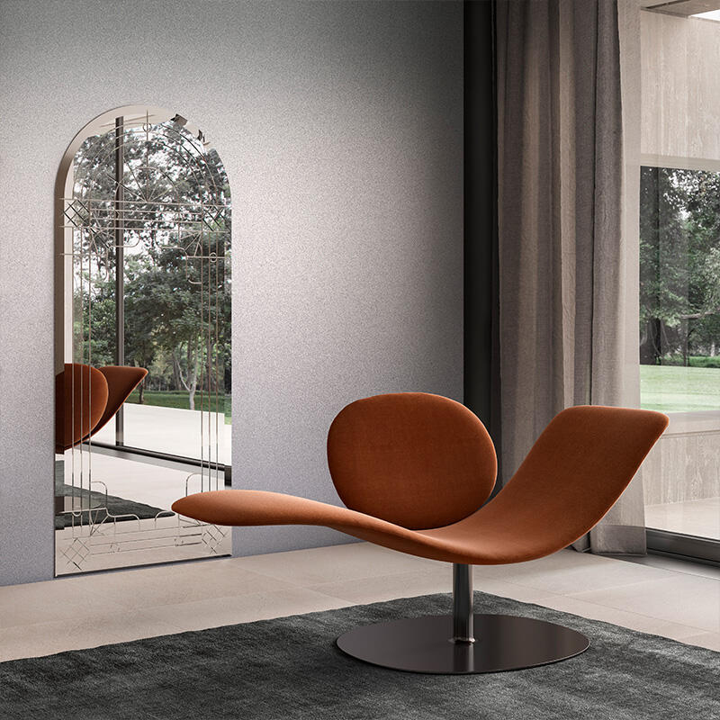 Modern Light Luxury Fiberglass Irregular-Shaped Chaise Lounge Chair with Pigeon Tray, Leisure Chair, Office Chair, Hotel Villa Sofa Chair