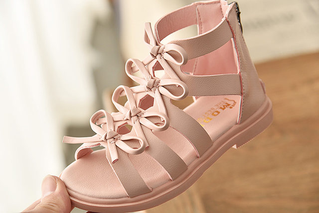 Girls sandals soft leather Roman shoes Korean version of children's girls princess shoes 2023 summer new baby sandals trend